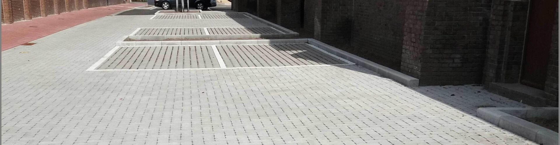 Beke, waterdoorlatend en -passerend