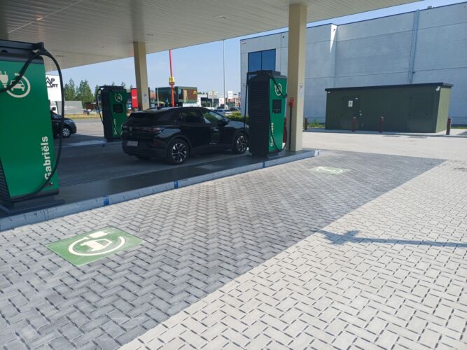 Whats App Image 2025 06 17 at 11 30 19